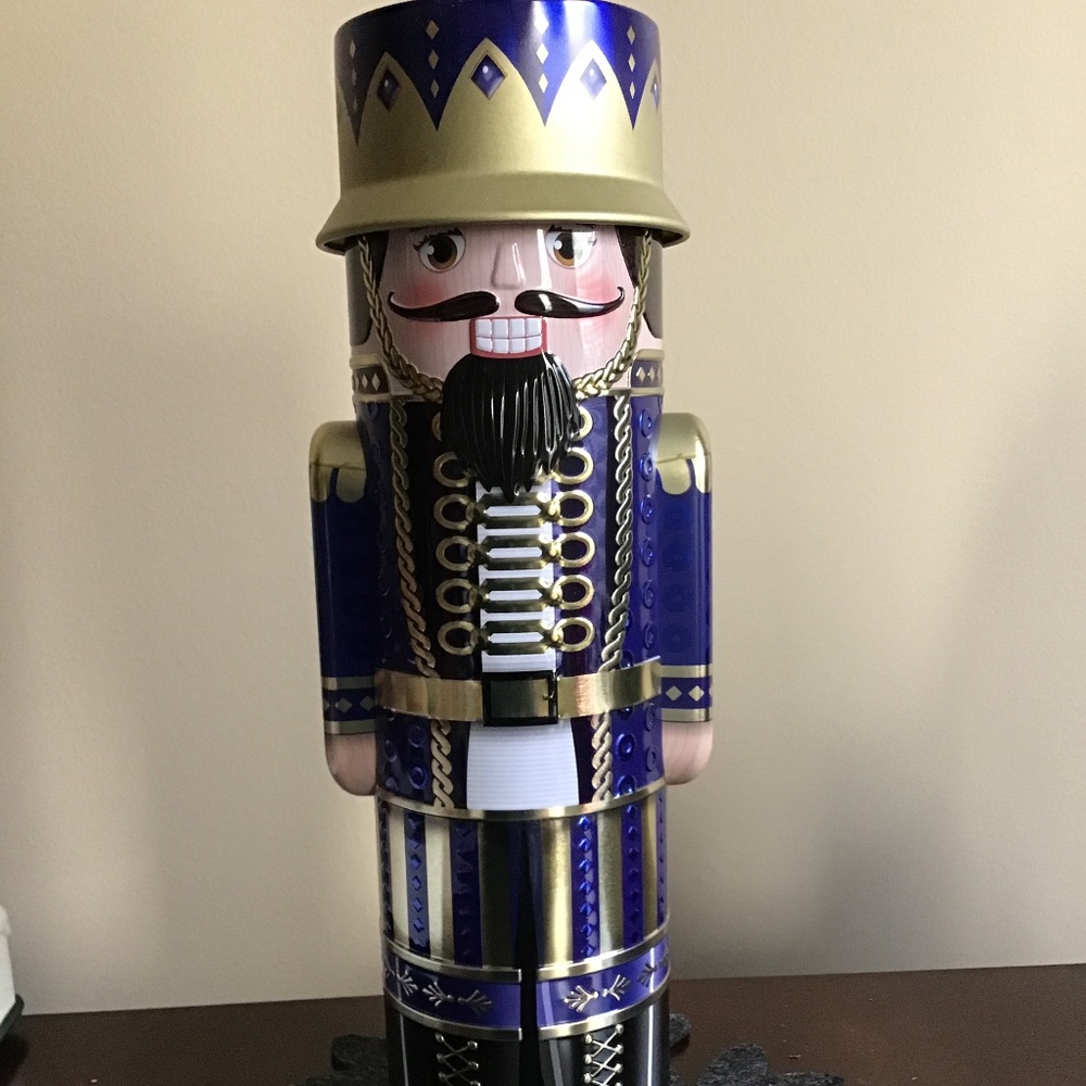 Nut Cracker Tin / Cylinder Shape